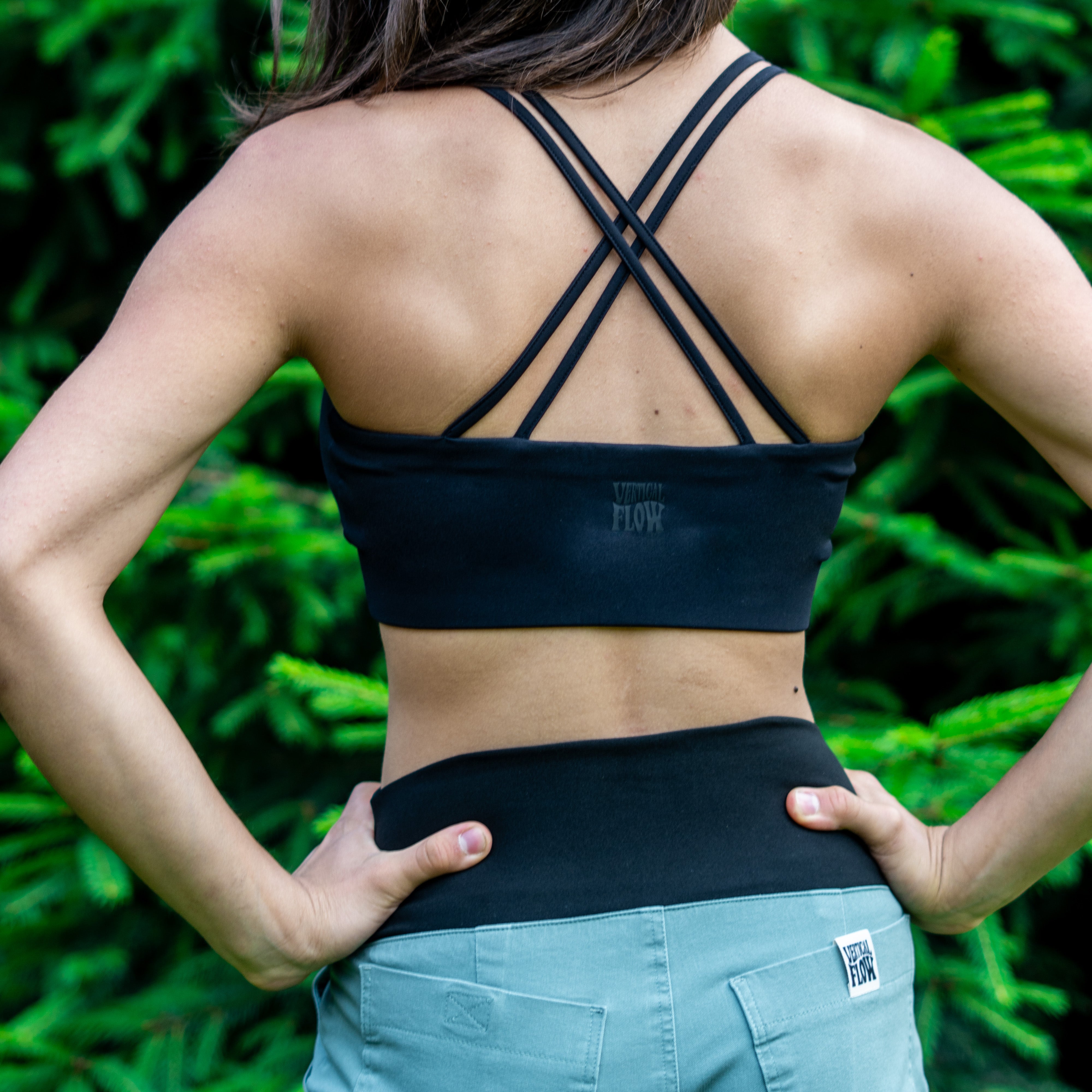 Cross Flow sports bra for women